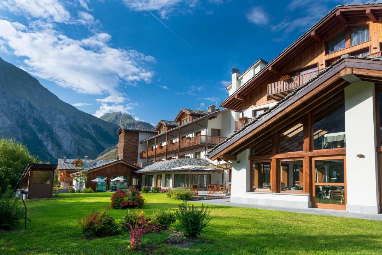 Montana Lodge & Spa, By R Collection Hotels La Thuile Exteriér fotografie